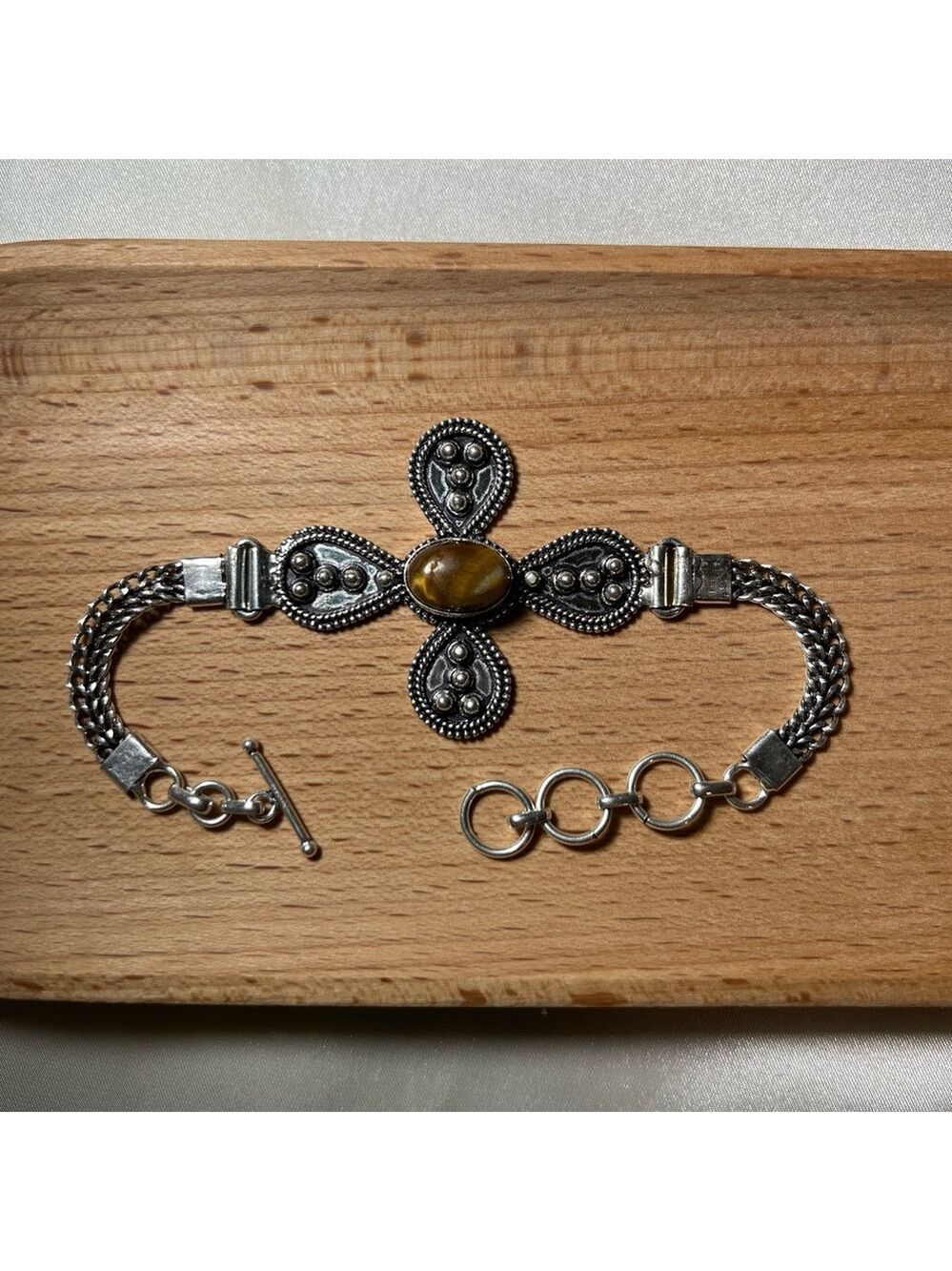 Tiger Eye 925 Flower Design Bracelet